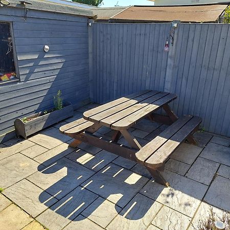 Beach & Tonic Beachside Chalet Humberston Extérieur photo