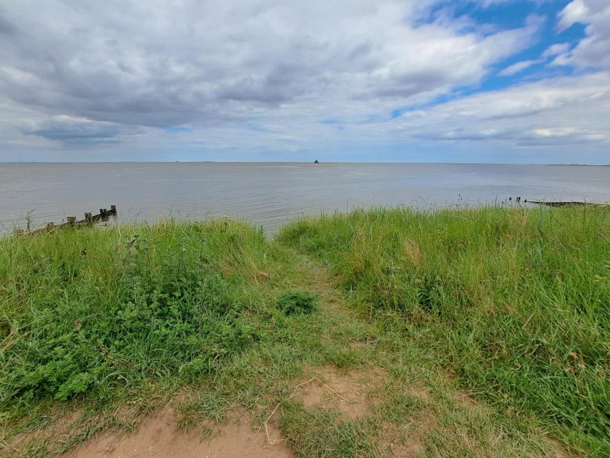 Beach & Tonic Beachside Chalet Humberston Extérieur photo