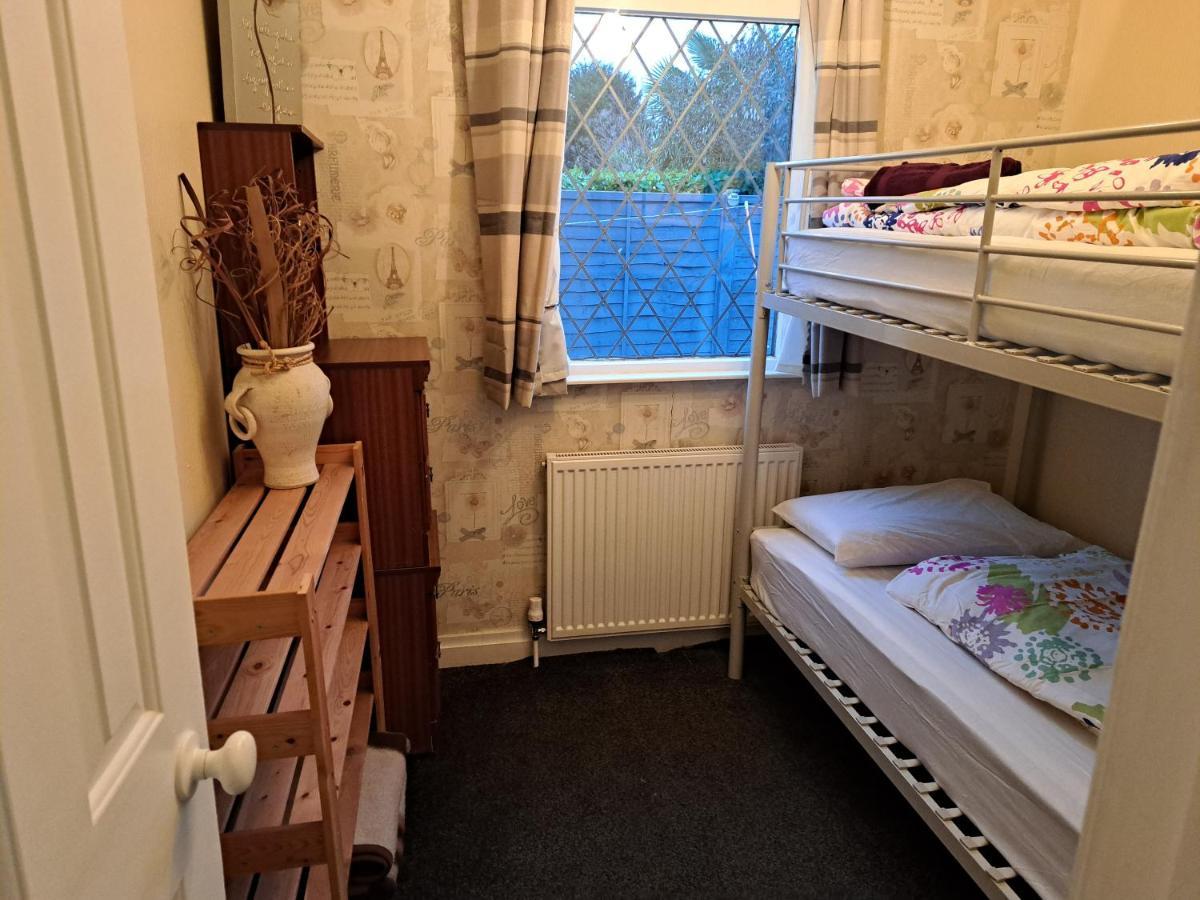 Beach & Tonic Beachside Chalet Humberston Extérieur photo