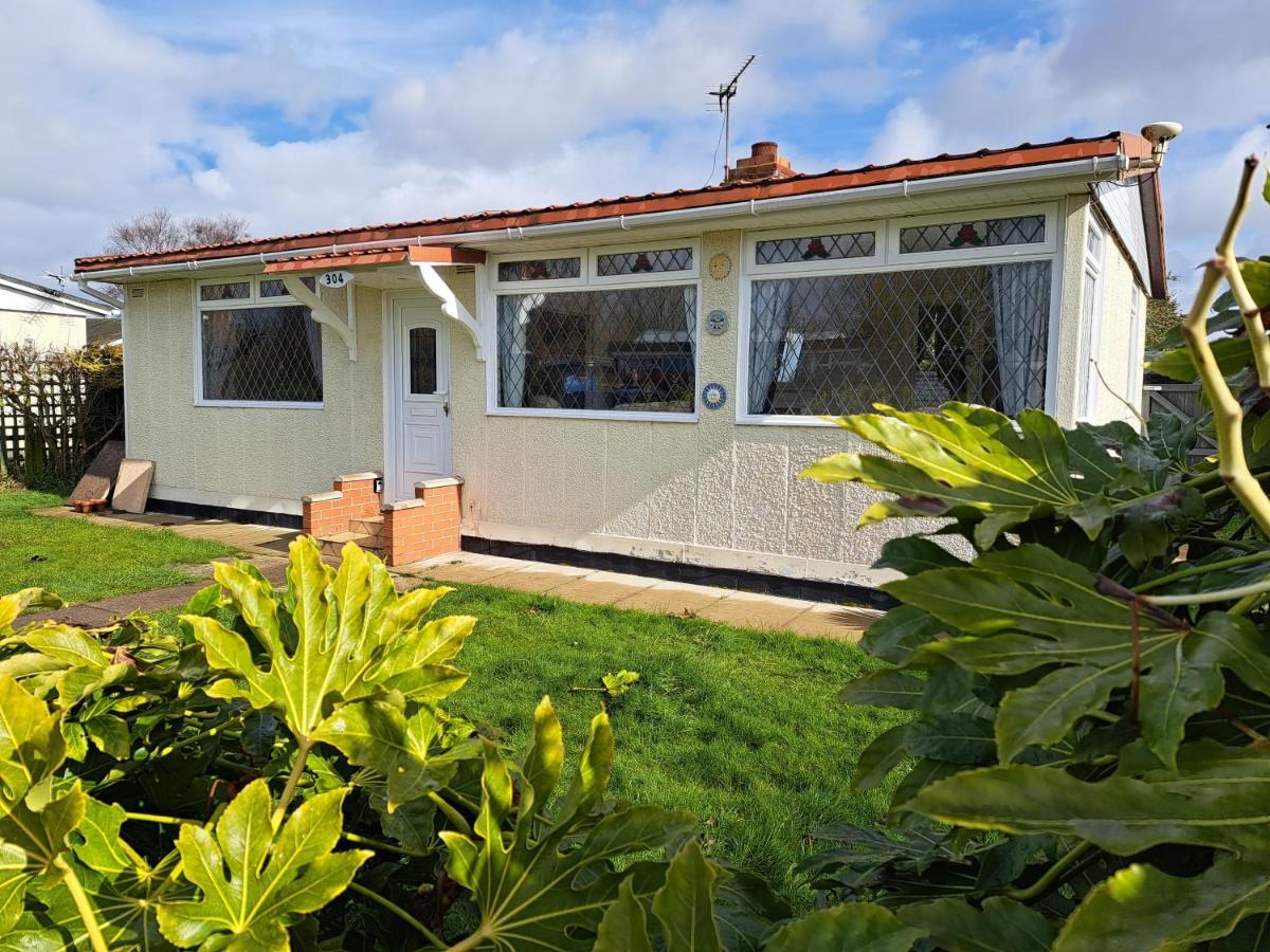 Beach & Tonic Beachside Chalet Humberston Extérieur photo