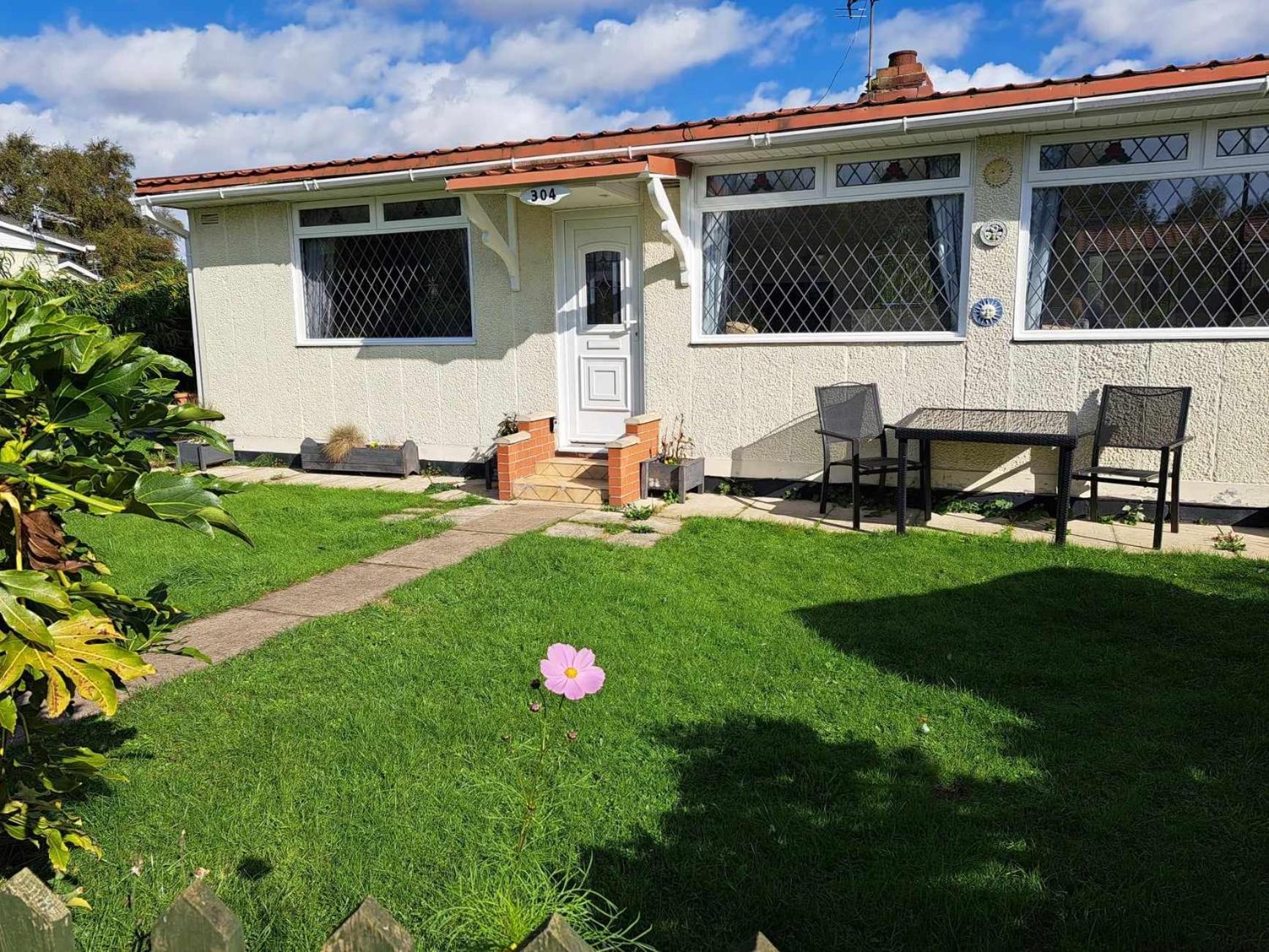 Beach & Tonic Beachside Chalet Humberston Extérieur photo